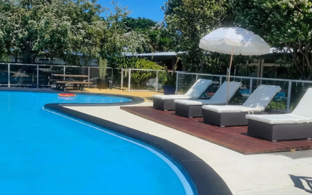 The Avenue Hotel – Pool – Wanganui