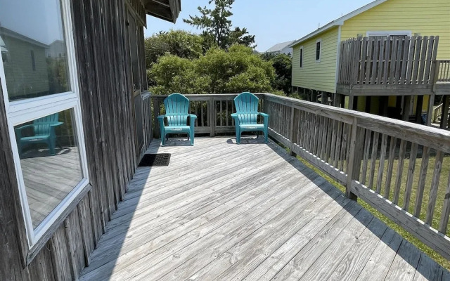 Exhale 3 Bedroom Cottage by RedAwning