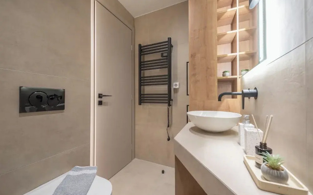 Exclusive Suite by Cloudkeys