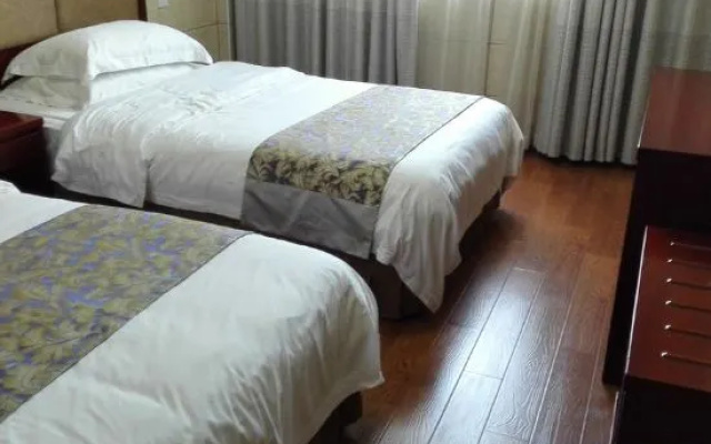 Yuyang Julong Hotel – Guest Rooms – Zongyang