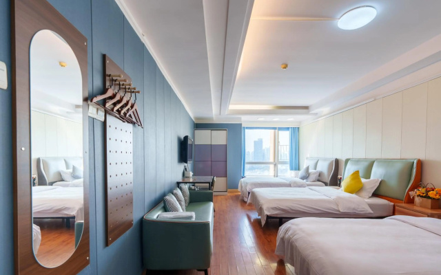 Sunny Private Apt Of Grand Continental – Guest Rooms – Guangzhou