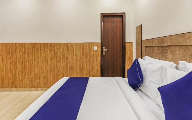 SilverKey Executive Stays 19389 Divine Inn