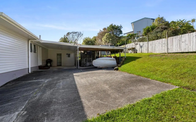 Ota Point Paradise - Whangaroa Holiday Home