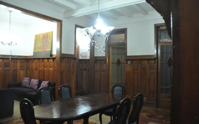 Student's Housing Republica