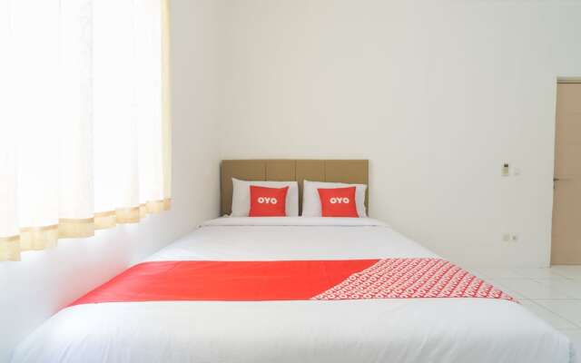 Rotterdam Guest House by OYO