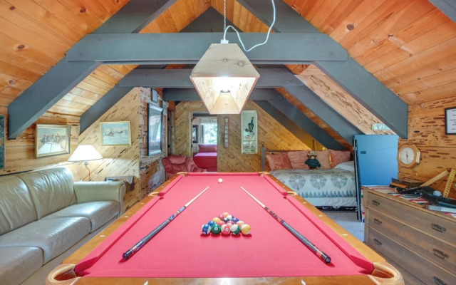10 Mi to Lake Tahoe Beaches: Home w/ Pool Table