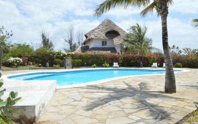 Pole Pole Beach House