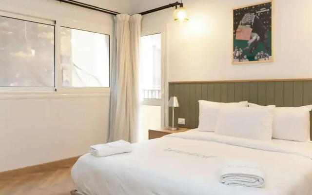 Grey l studio apartments Downtown Cairo Ouzonian House