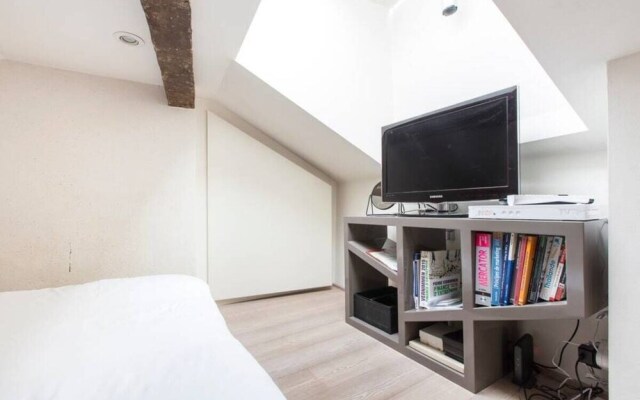 Modern & Design Flat in the heart of the Marais