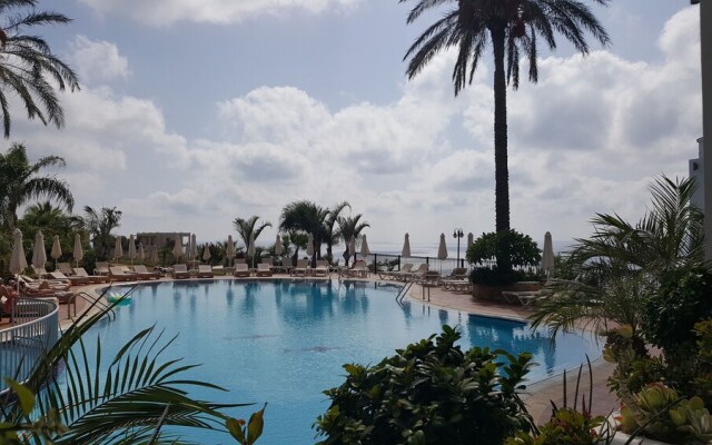 Pefkos Blue Hotel