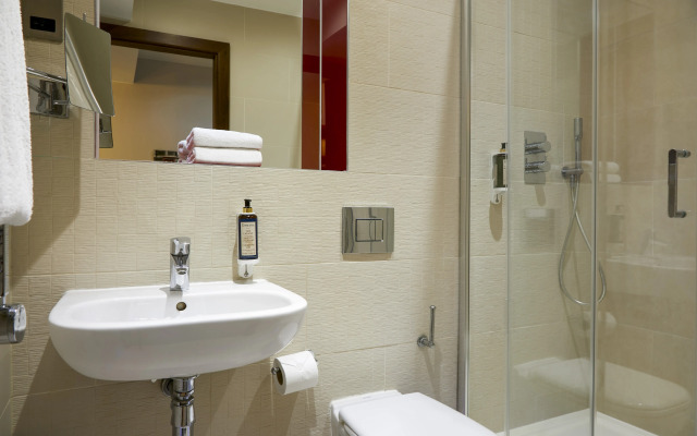 Seraphine Hammersmith Hotel