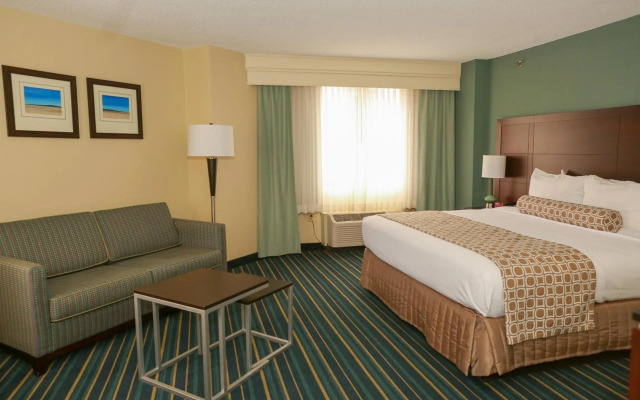Crowne Plaza Virginia Beach Town Center by IHG