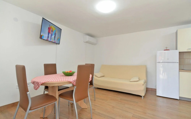 Apartment 1713