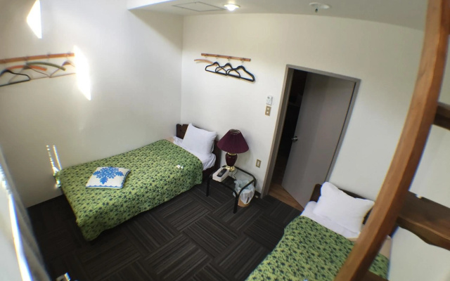 Pension Fryingpan – Guest Rooms – Niseko