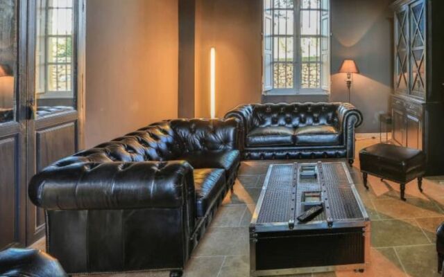 1784 Domaine de Lourmarin