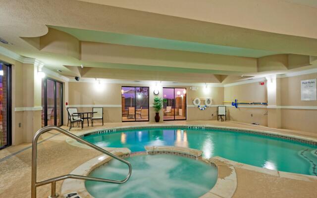 Holiday Inn Express Hotel & Suites Ennis by IHG
