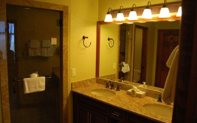 White Pines 2-BD at Westgate - Boa