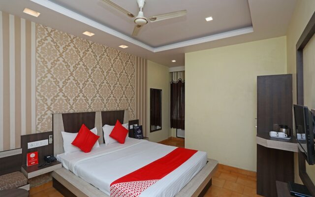 OYO 29689 Hotel Pramod