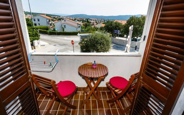 Sunny and Sleek Krk Rooms With Balcony