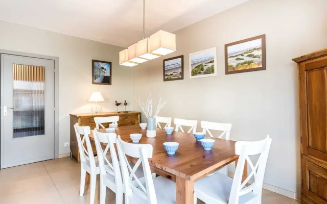 Apartment in Koksijde for 6 Person