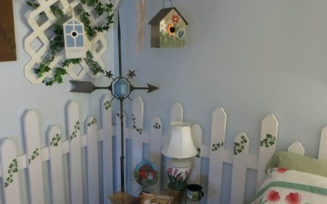 Cupola Inn Bed & Breakfast