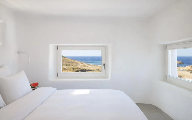 Mykonos Lolita, A Grecotel Resort To Live