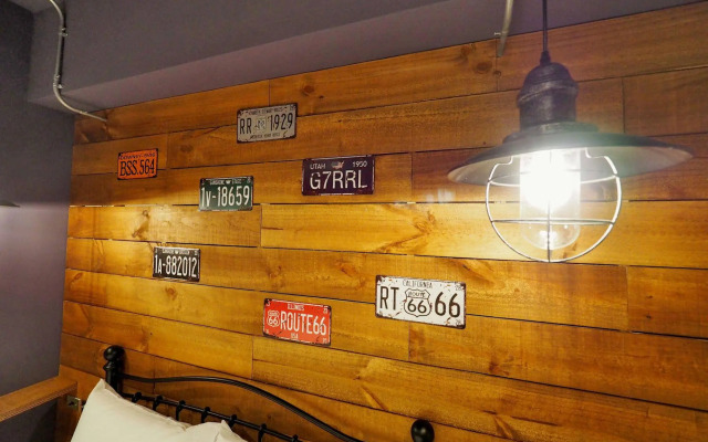 Taichung LOFT Hostel FengJia