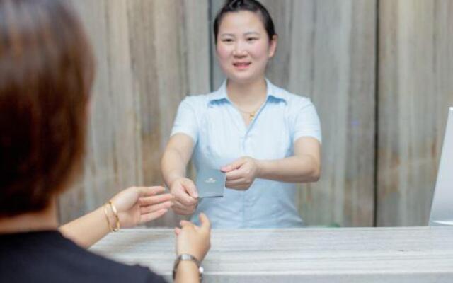 METEORLAND Hotel (Shaoshan Former Residence Scenic Area)