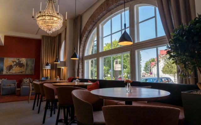 Regatta Spa Hotel