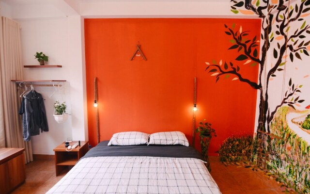 The Tent Homestay Hanoi Opera