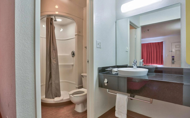 Motel 6 Flagstaff, AZ - West - Woodland Village