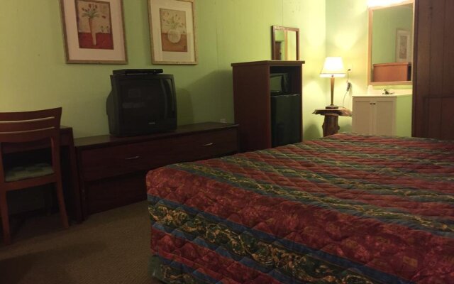 Town Motel