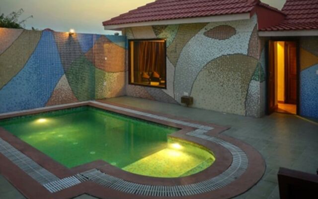 Gajraj Trails Resort