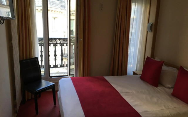 Le Dokhan’s Paris Arc de Triomphe, a Tribute Portfolio Hotel