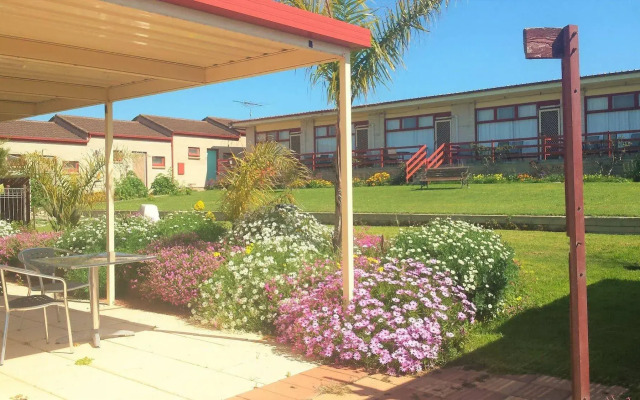 Oyster Court Apartments