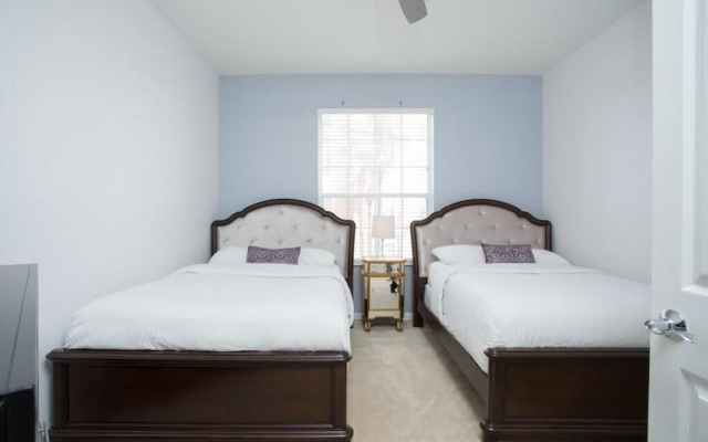 Vista Cay Jewel 3 Bedroom Condo