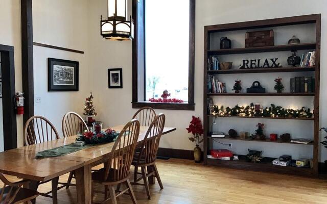 Mcgrady Inn - Bed And Breakfast