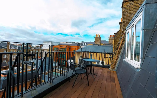 Stylish Three-bed Flat in Marylebone
