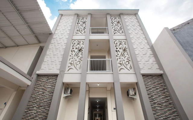 Oyo 1182 Shevin Guest House Syariah