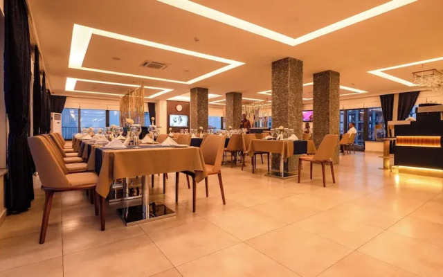 Souare Premium Hotel