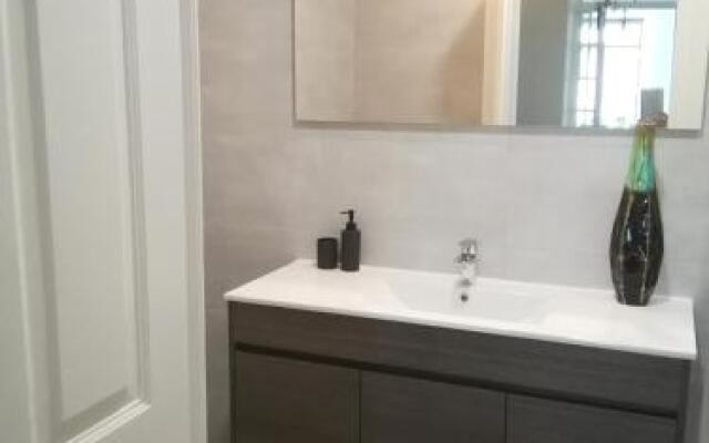 Alfama Apartments Services