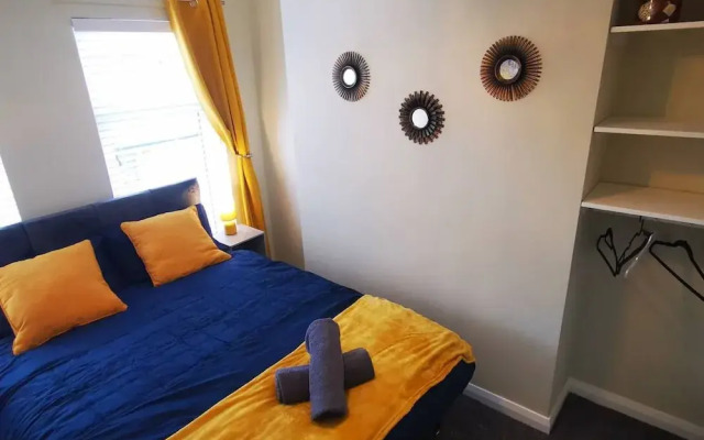 4BR Modern Botanic House