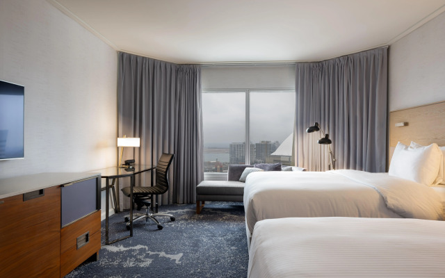 InterContinental Toronto Centre by IHG