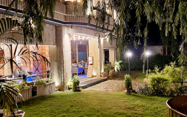 Diner's Villa