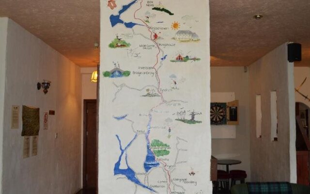 MacDonald Hotel & Cabins