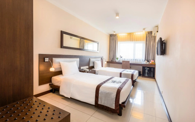 Hong Ha Hotel – Guest Rooms – Hanoi