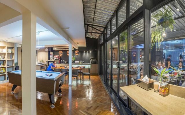 THE Posh Phayathai