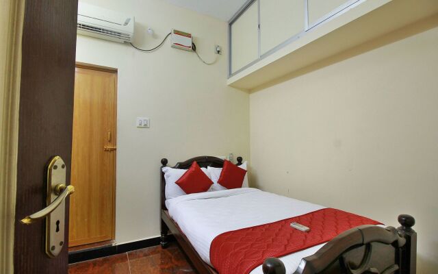OYO 11862 Home Cozy 2BHK ECR Cuddalore Road