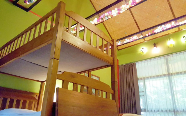 Birds and Bees Resort
