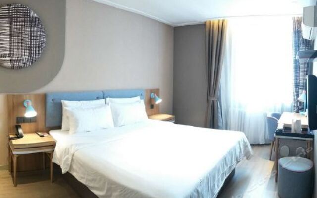 Homeinn Hotel (Dalian Jinzhou Railway Station Stadium)